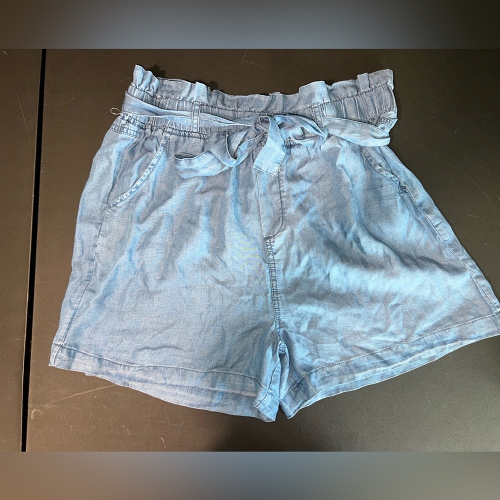 NWT Thread & Supply Paperbag Pull on Lyocel Women's Shorts with belt Size XL